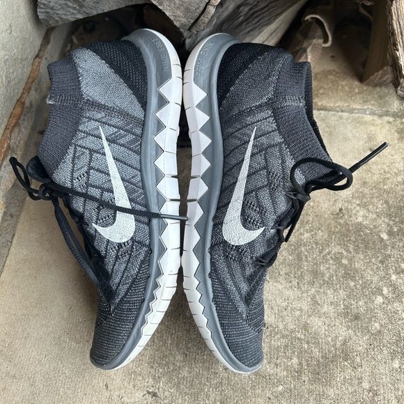 Nike Barefoot Ride black & gray Knit RUNNING Sneaker Sz-6.   J - Picture 3 of 8